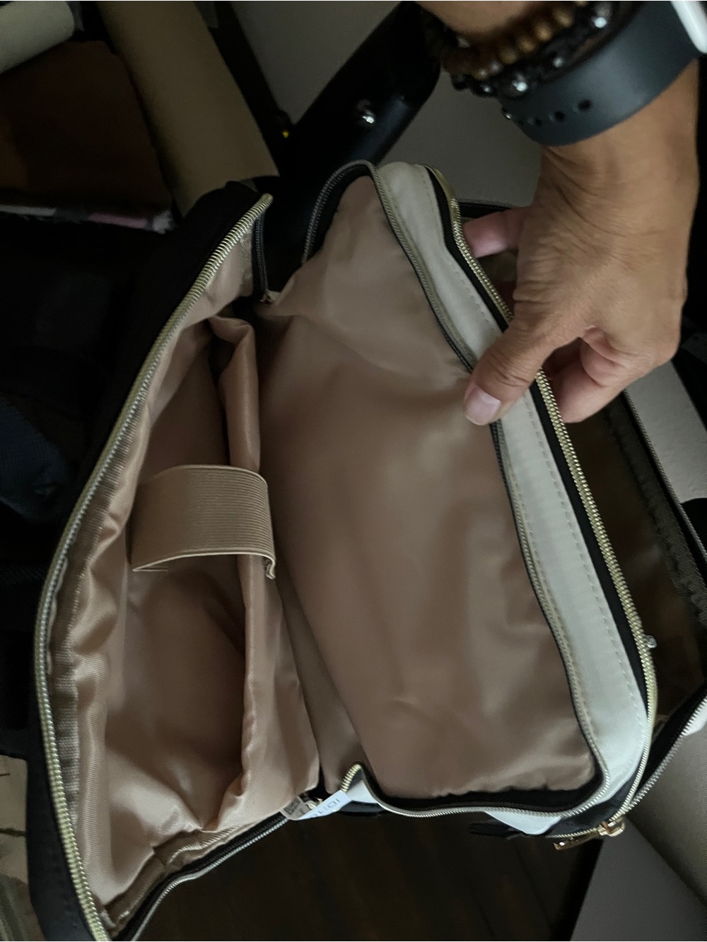 Modern Lunch Backpack – The Ultimate Backpack - Picture 9 of 11